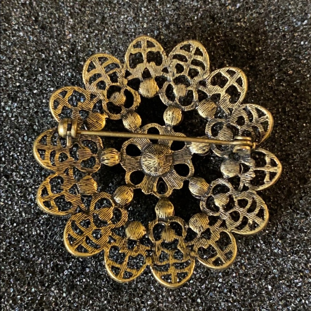 Pink Rhinestone Brooch - Picture 3 of 3